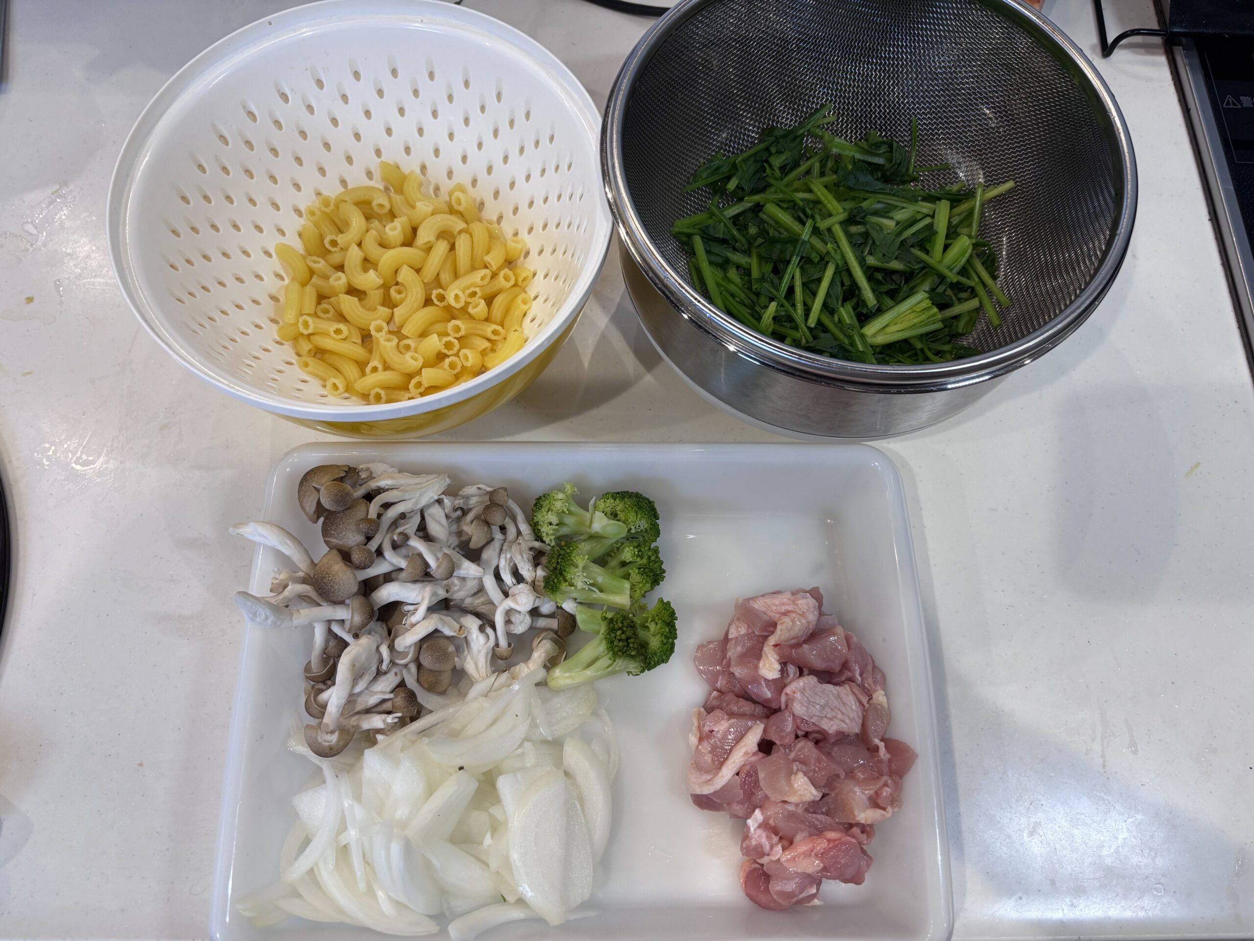 ホットクックでマカロニグラタンを作る材料