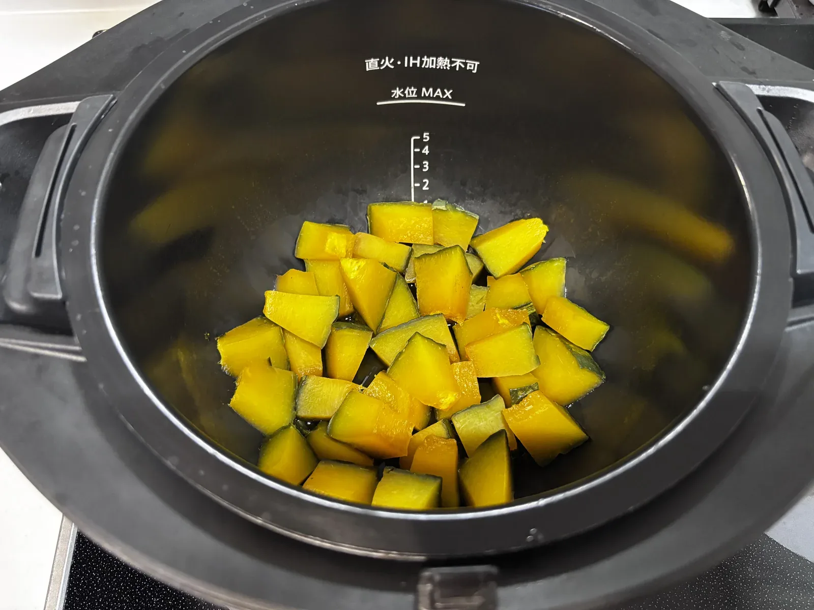 ホットクックで完成したカボチャの煮物（メニューNo.0003）